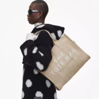 MJI_M0016156_260_F8F8F8_4-5_ALT1