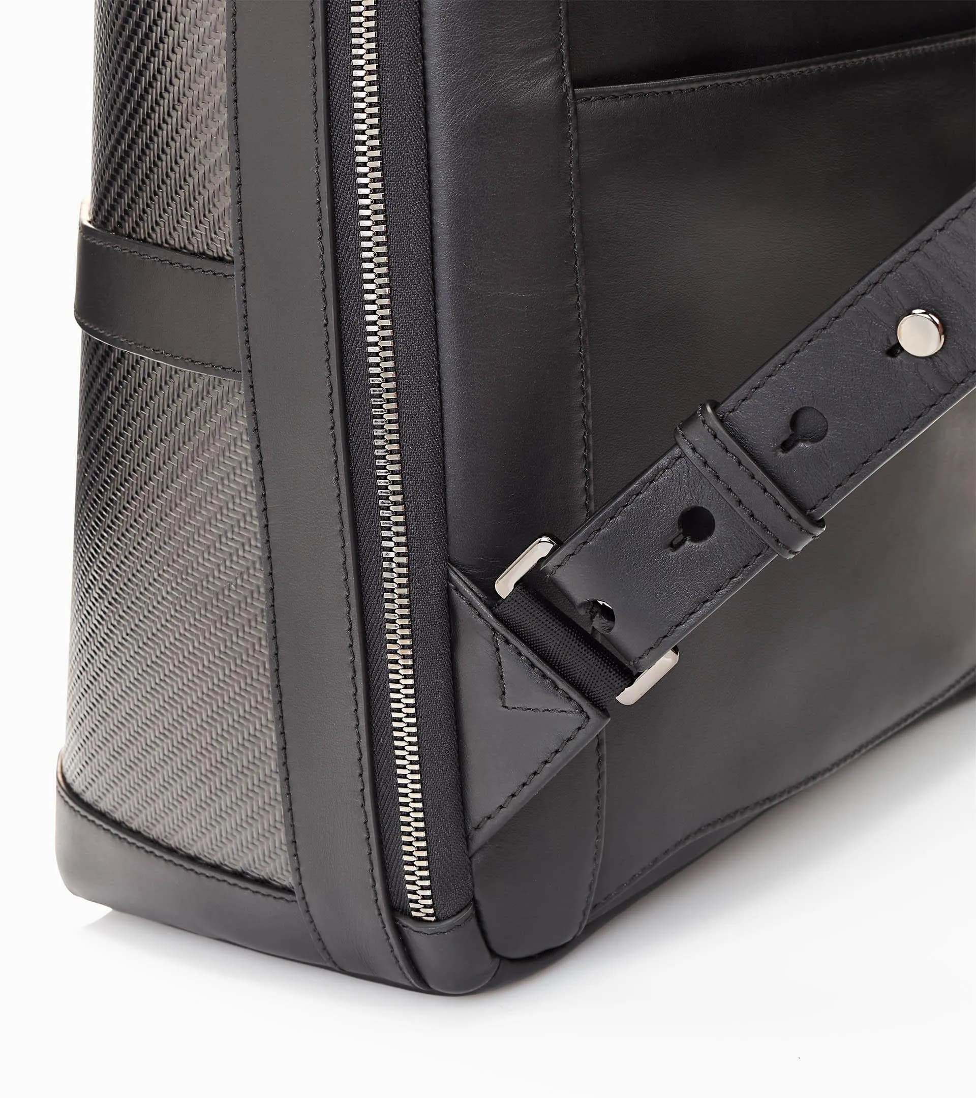 5c730504-f5c2-4793-921f-5f5057335bd2