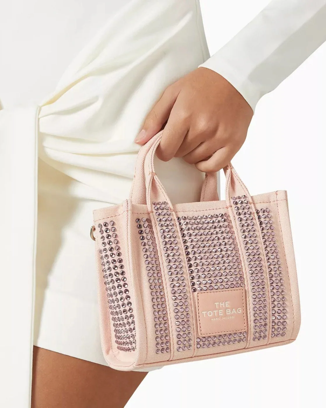 -1117Wx1400H-469620775-rosesilver-MODEL2