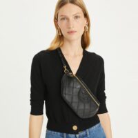 sac-banane-convertible-fleming-soft-accessory-on-model.TB_160132_001_20240411_OMACC.pdp-750x853