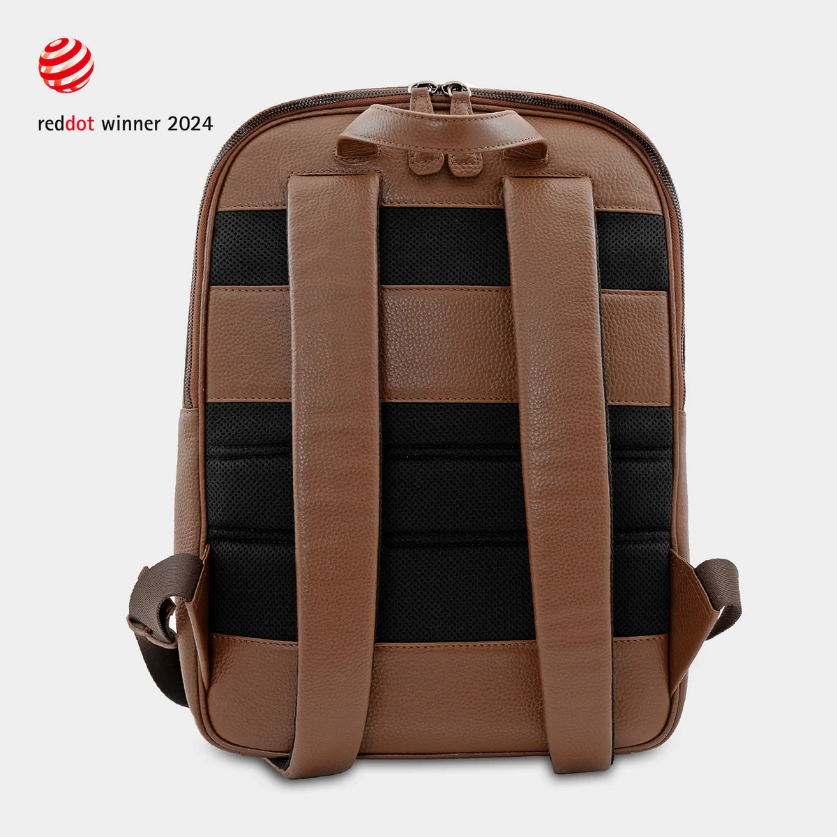 60591-369-060-theo-rucksack-nut-rueckansicht