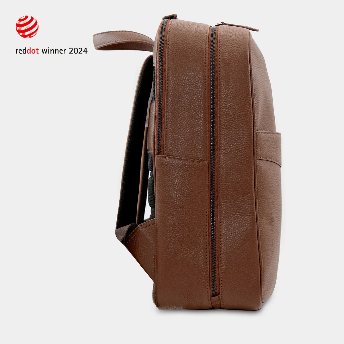 60591-369-060-theo-rucksack-nut-seitenansicht