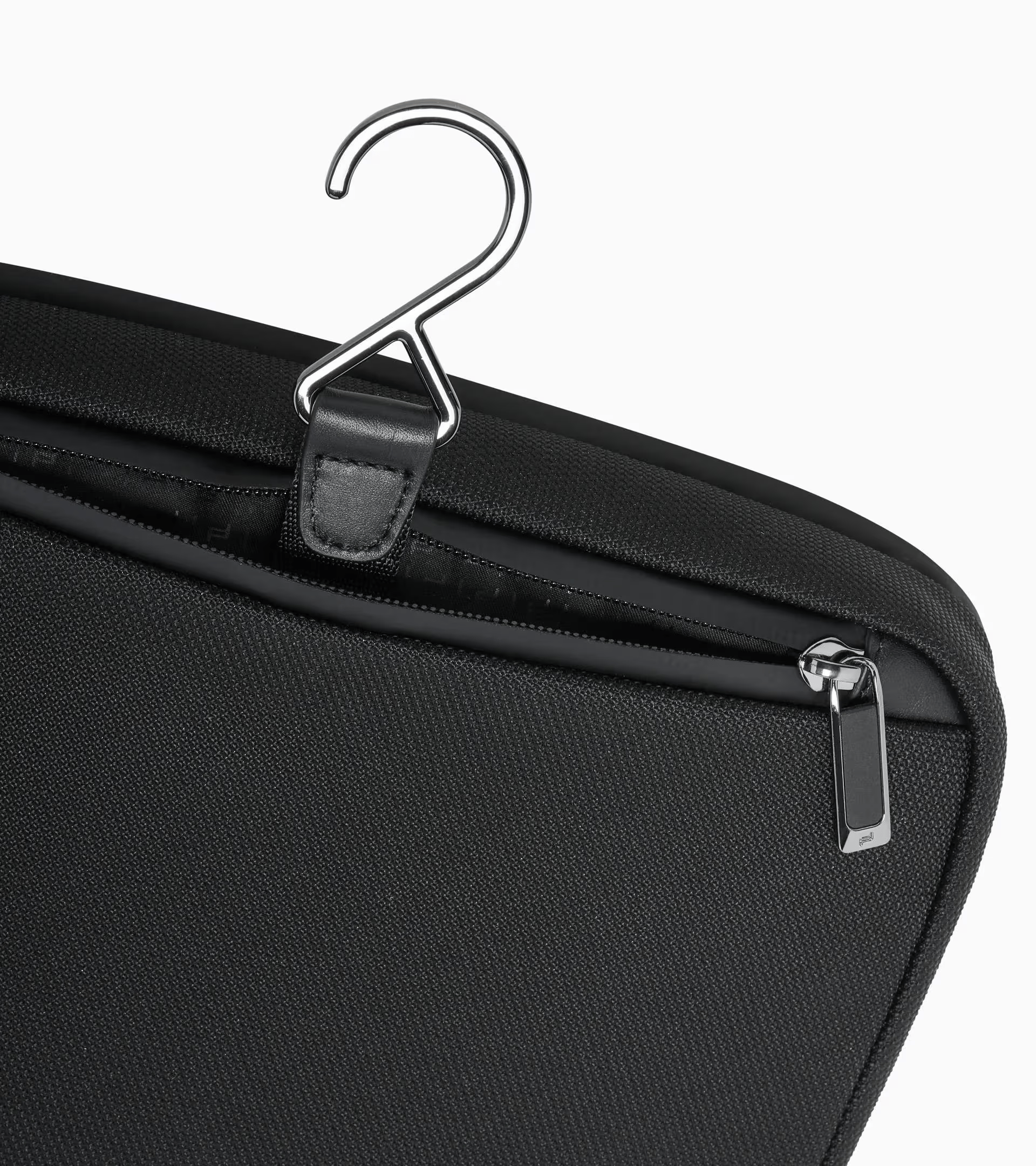 e738f78d-f75c-4f67-9ecd-37c7648aa0a1