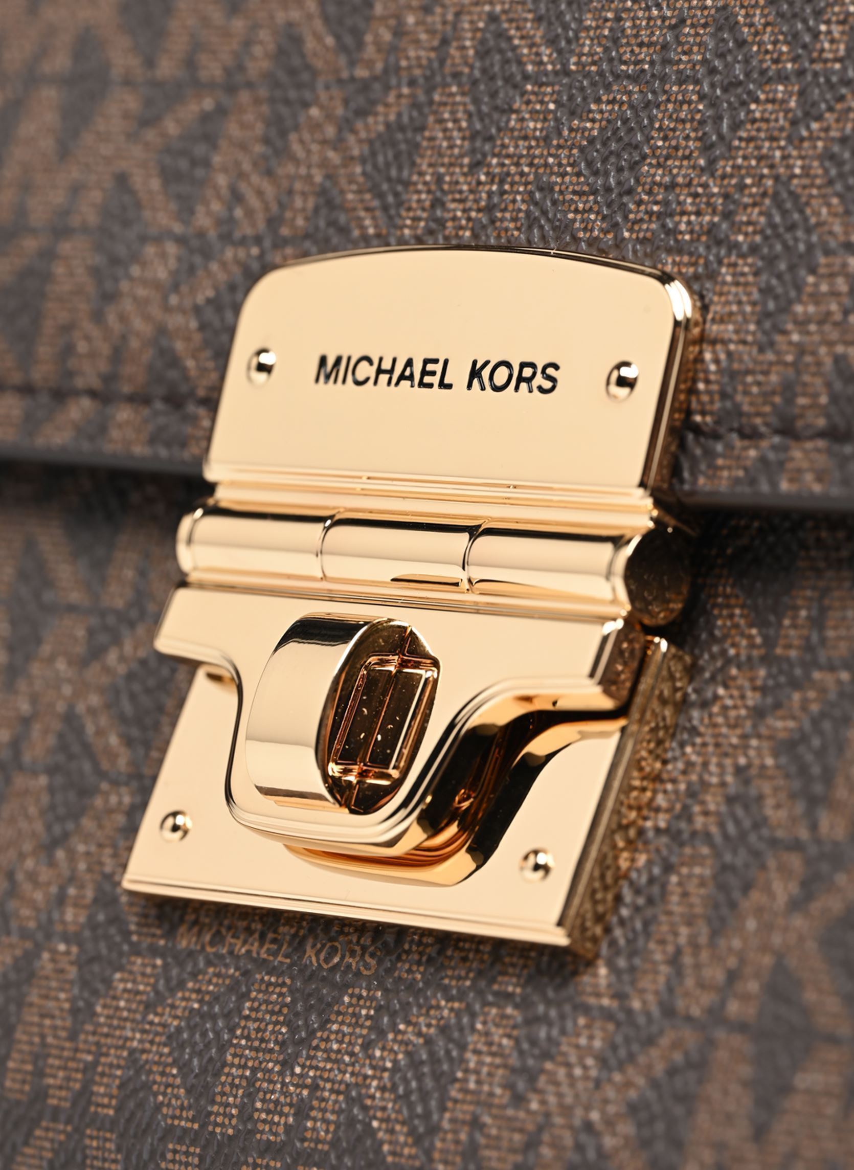 0000497131_852349_07