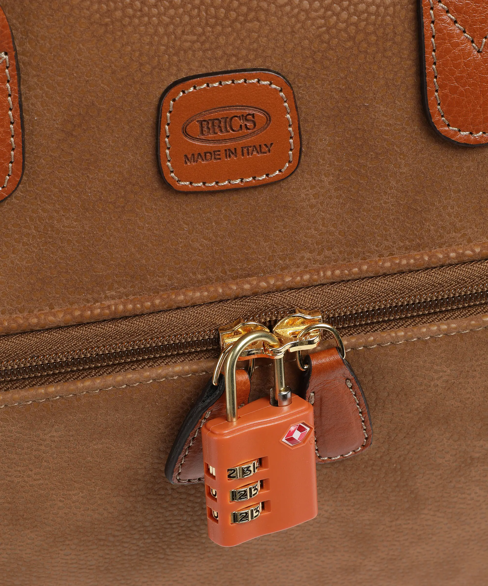 2d59743db28be7e8b360cc8349ee5bbf5f01dce0_8016623729701_G04_ecommerce