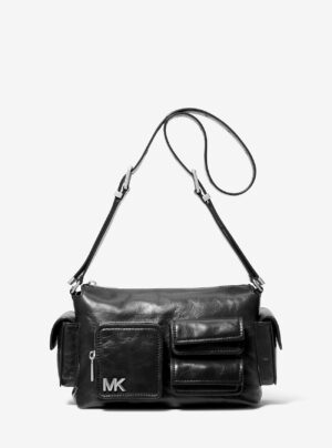 DAKOTA <br> Sac porté épaule de taille moyenne en cuir
