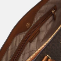 687ef605c04f42fba81c6b3bfe44632b