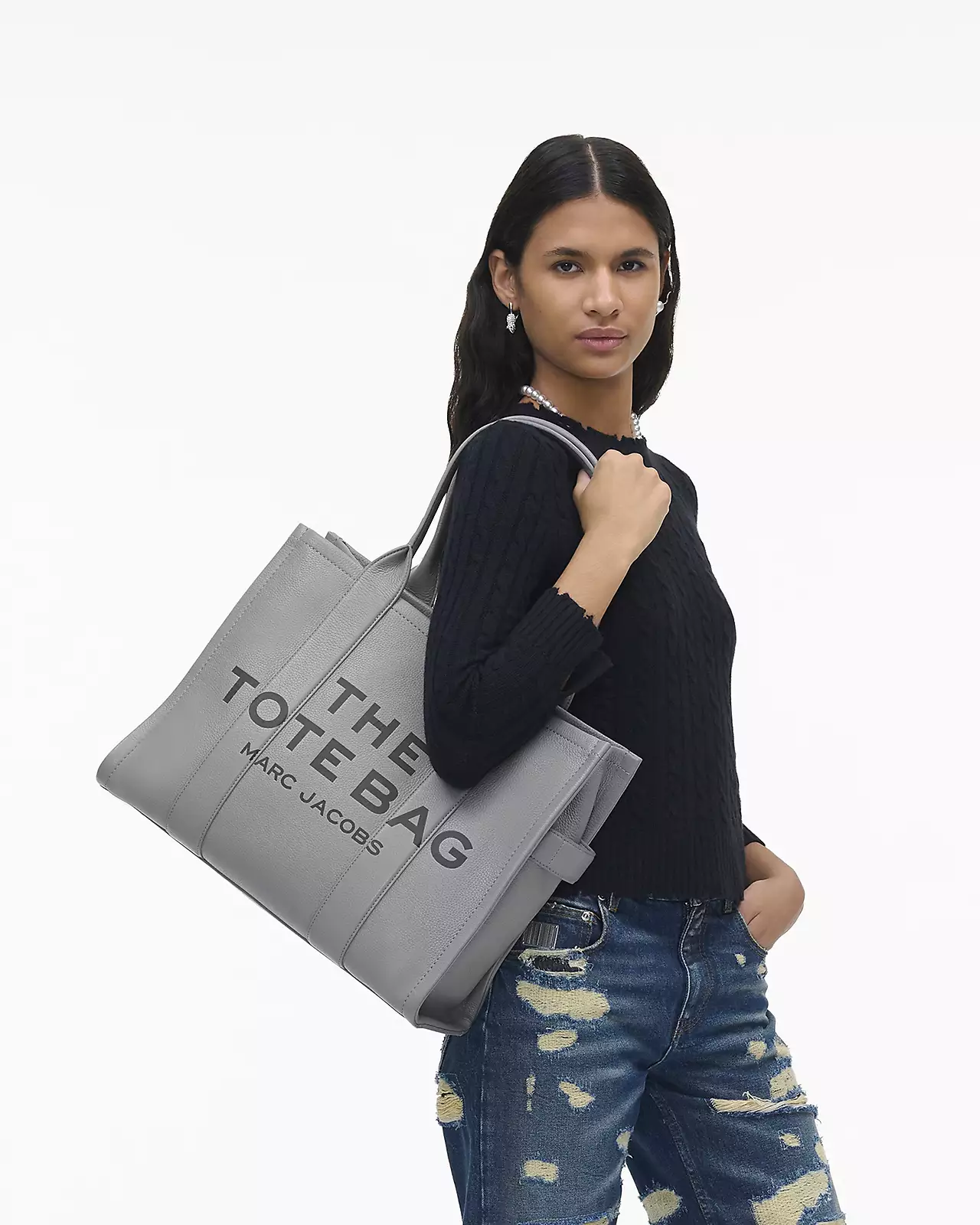 MJI_H020L01FA21_050_F8F8F8_4-5_ALT1