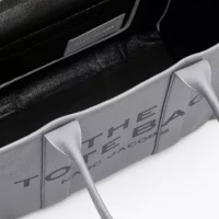 MJI_H020L01FA21_050_F8F8F8_4-5_ALT6