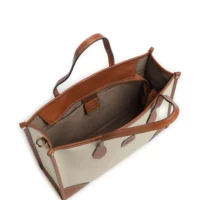 ccf353b8642da2ffb8b1f6ba8e7d6a75b2ef7b12_8016623976303_G05_ecommerce