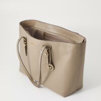 35ee0ec116a14bc98ad3db0c287d15c6