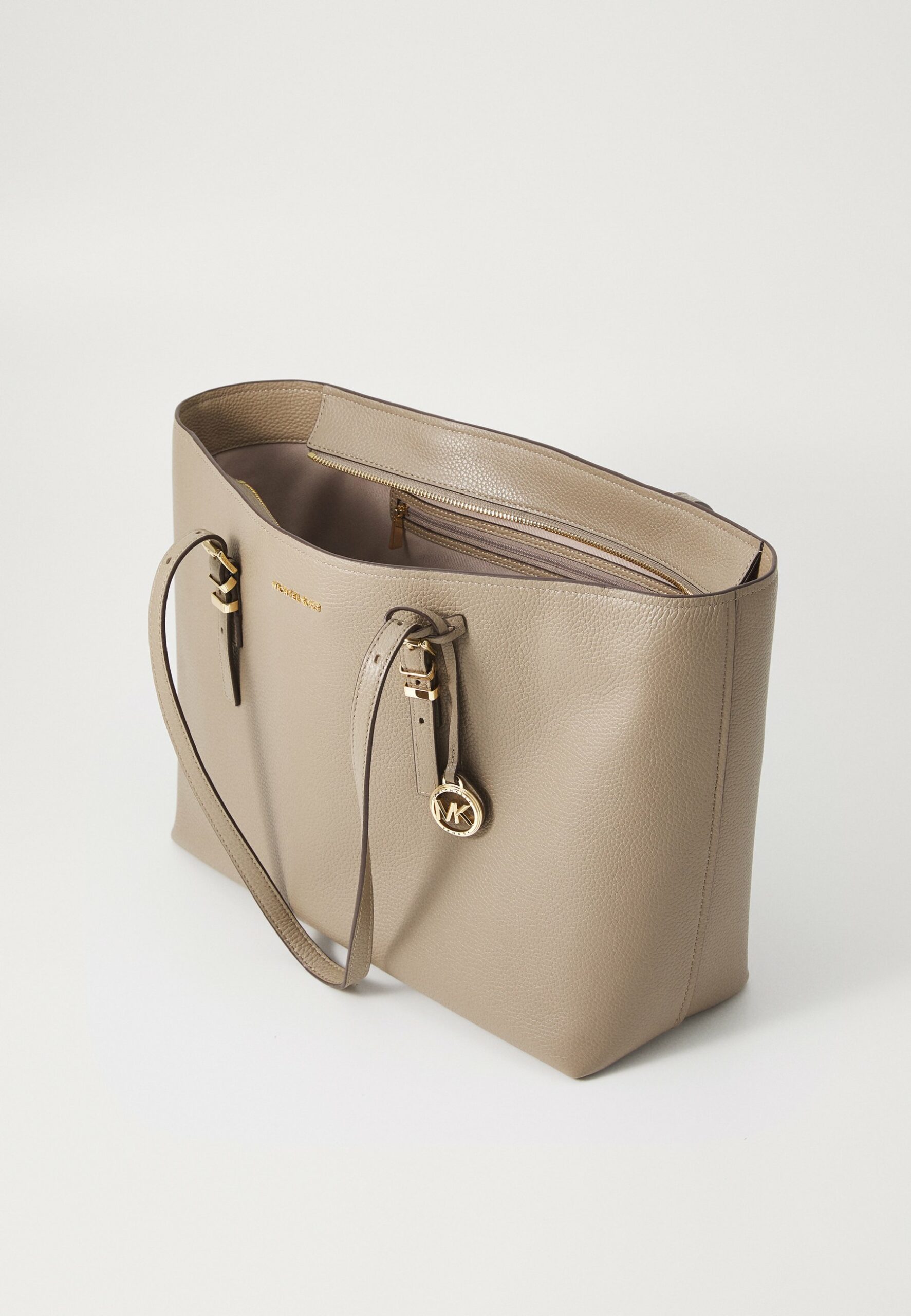 35ee0ec116a14bc98ad3db0c287d15c6