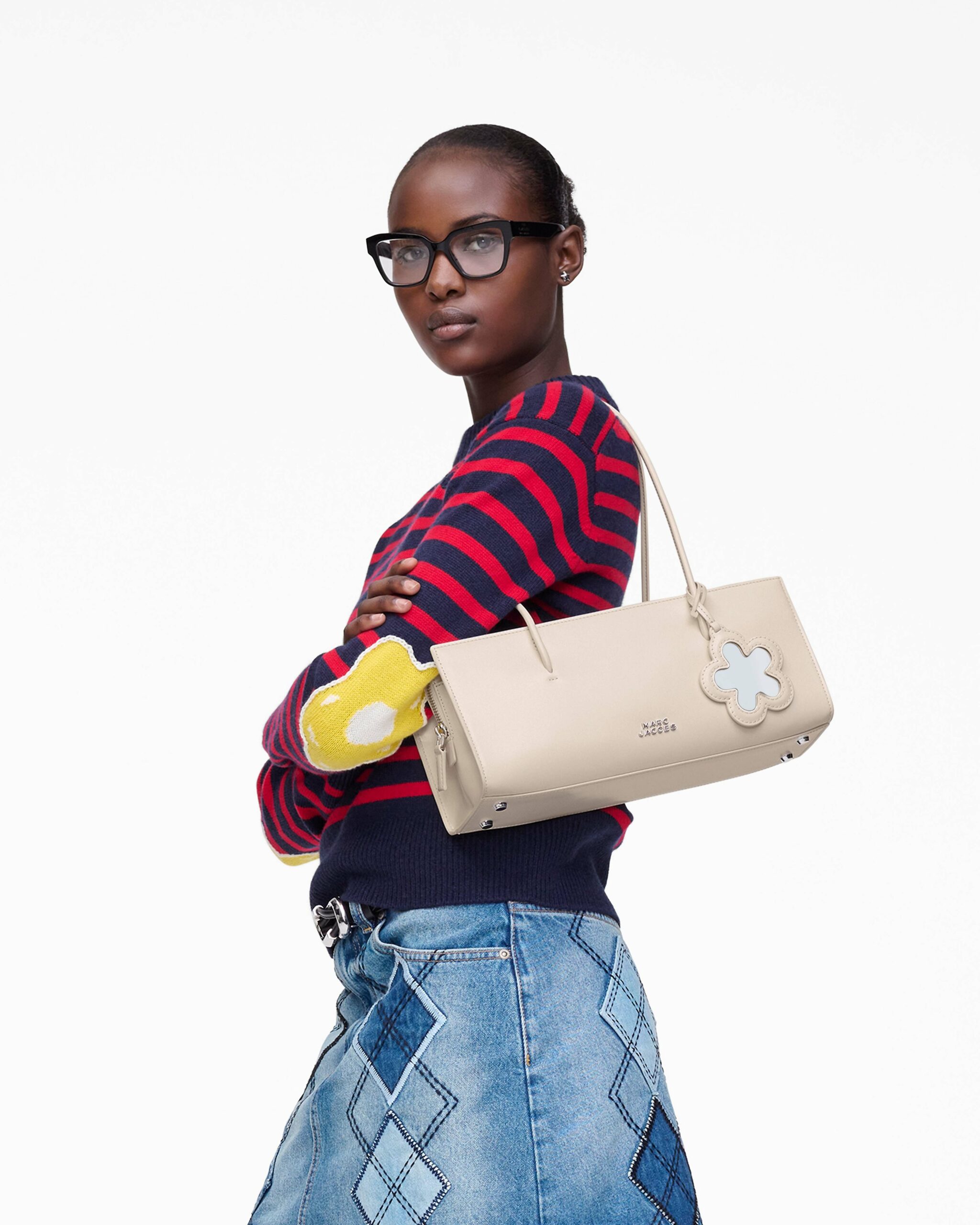 MJI_2F5HSH046H01_118_F8F8F8_4-5_ALT1