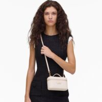 MJI_2R5HCR018H01_123_F8F8F8_4-5_ALT1