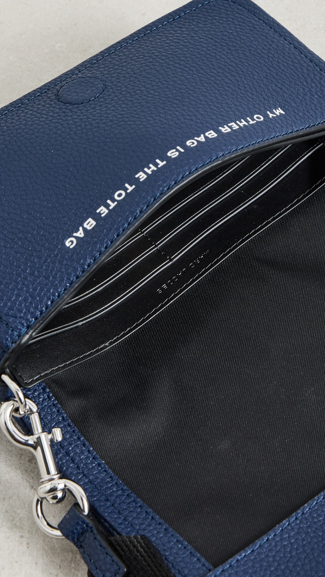 mjadb3424616731_1762872500976_2-0._QL90_UX1128_