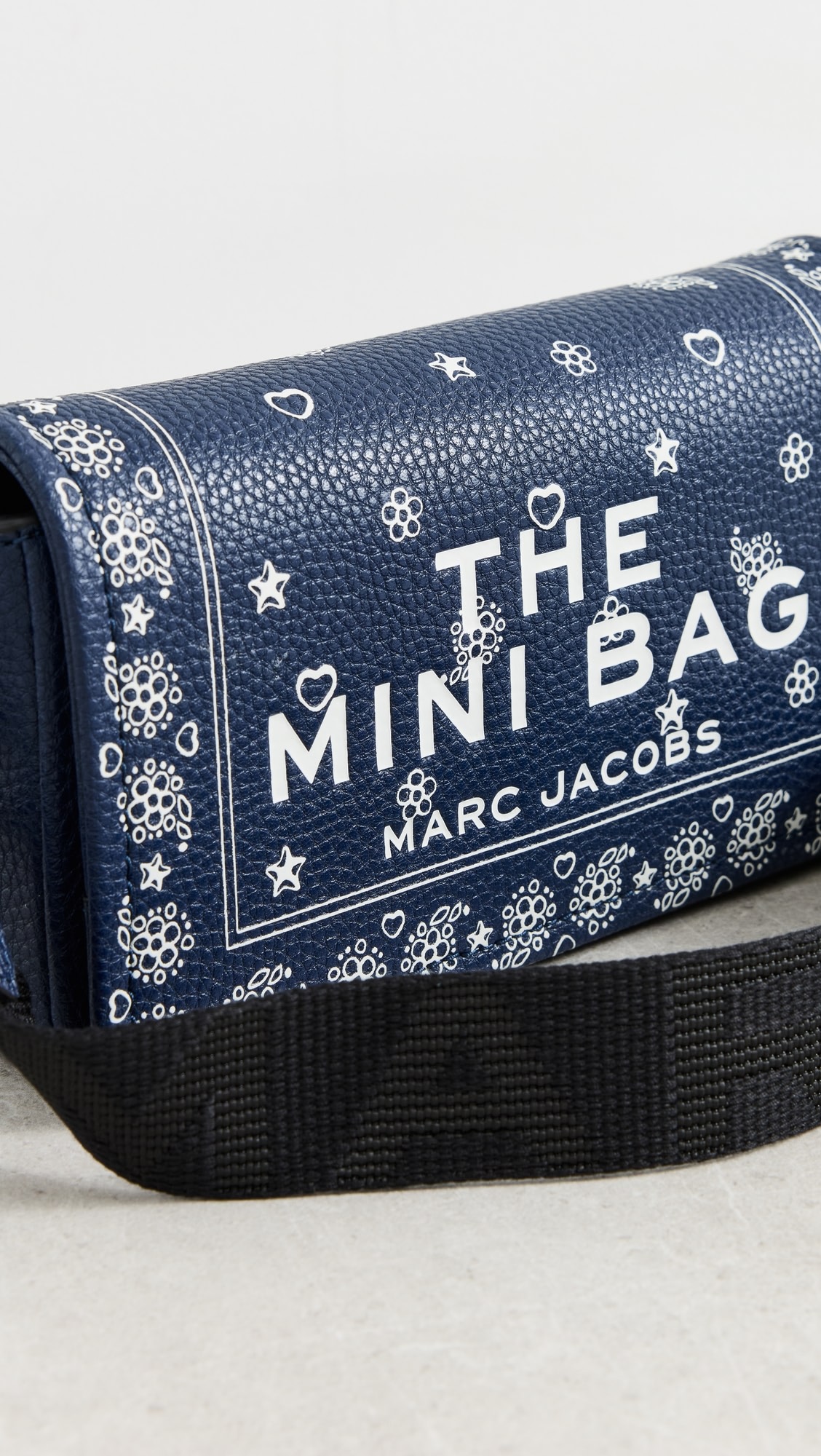 mjadb3424616731_1762872501845_2-0._QL90_UX1128_